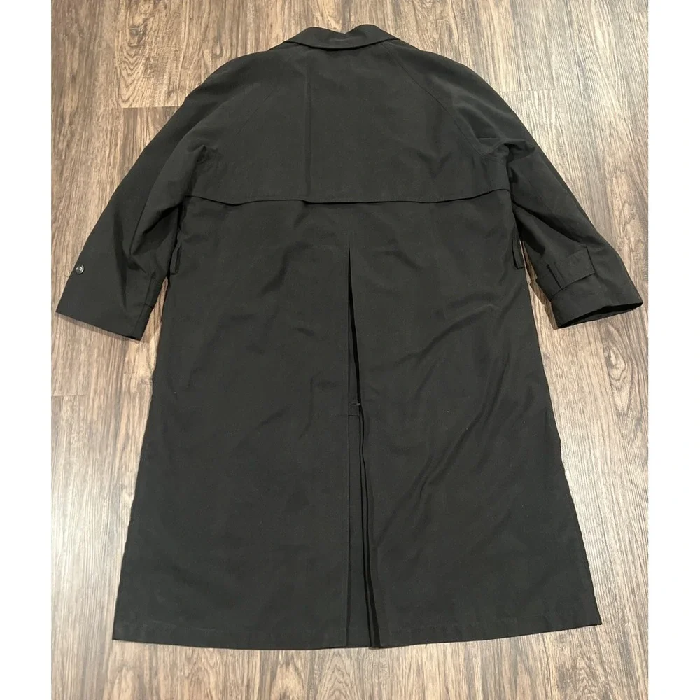 Ralph Lauren men's size 44R Long coat Black Removable liner Without Belt